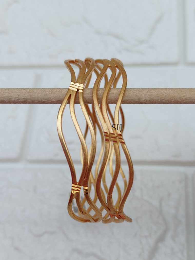 Artificial Wavy Design Bangles