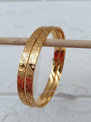 Imitation Gold Plated Diamond Printed Bangles