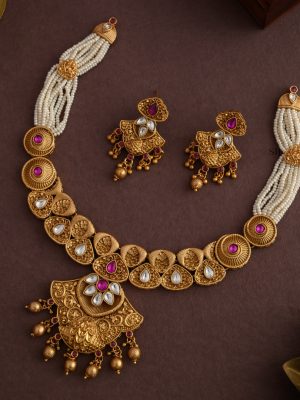 Imitation Kundan With White Bead Necklace