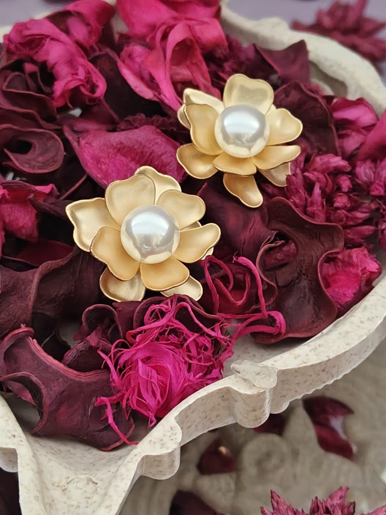 Gold Tone Floral Design Ear Studs with Middle Pearl