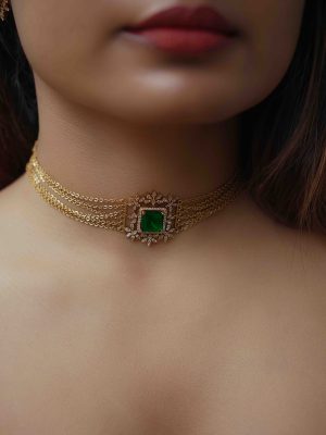 Gold Plated Middle Emerald Stone Choker