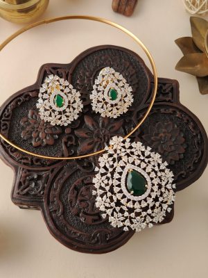 Artificial AD& Green Stones Hasli Necklace