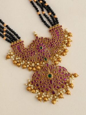 Dual Peacock Design Black Beaded Haram