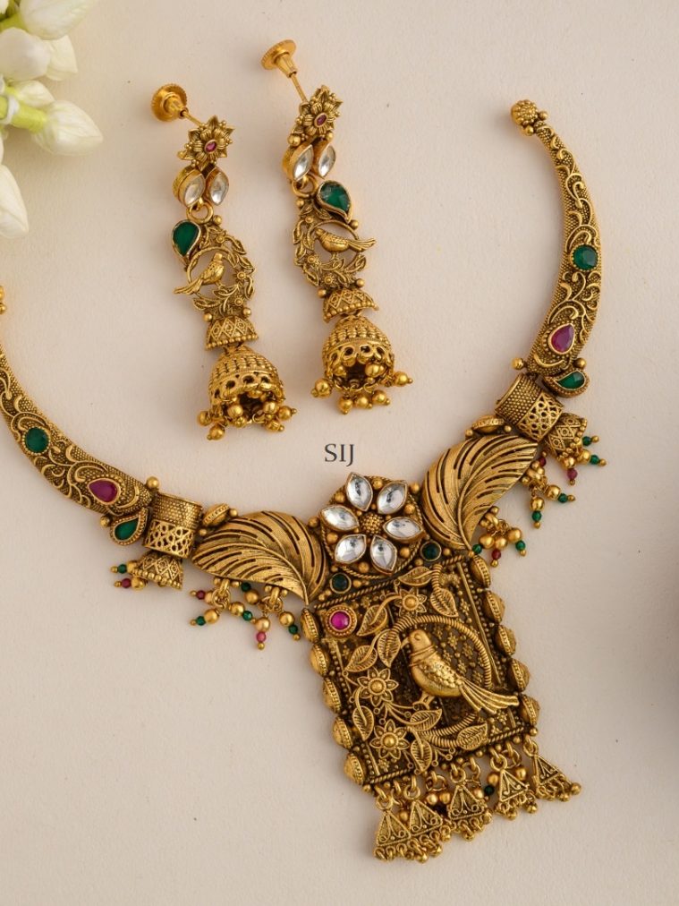 Floral Antique Parrot Design Necklace