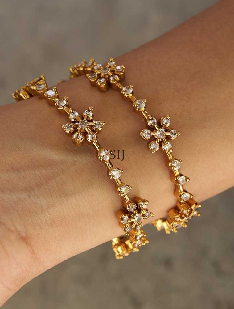 Gold Plated Flower Design Tanishq Bangle