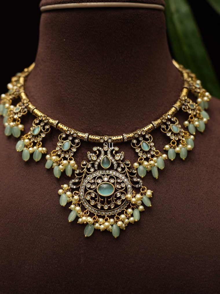 Green Beaded Zircon Hasli Necklace