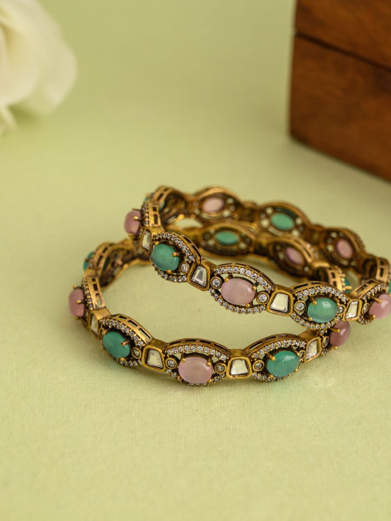 Imitation Pastel Color Stones Bangle