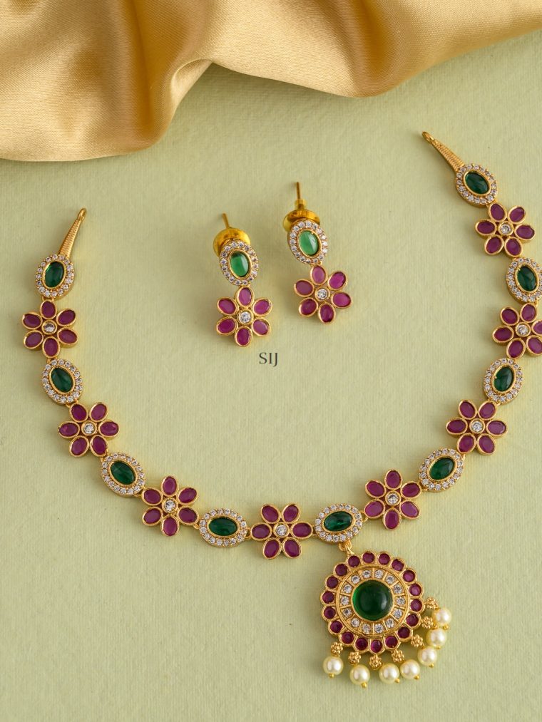 Multicolor Stones Flower Design Necklace