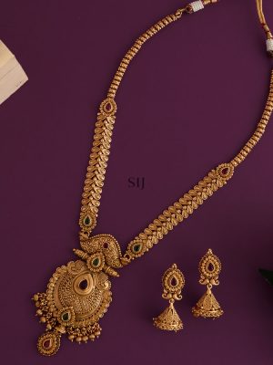 Ravishing Non idol Multicolor Stone Haram