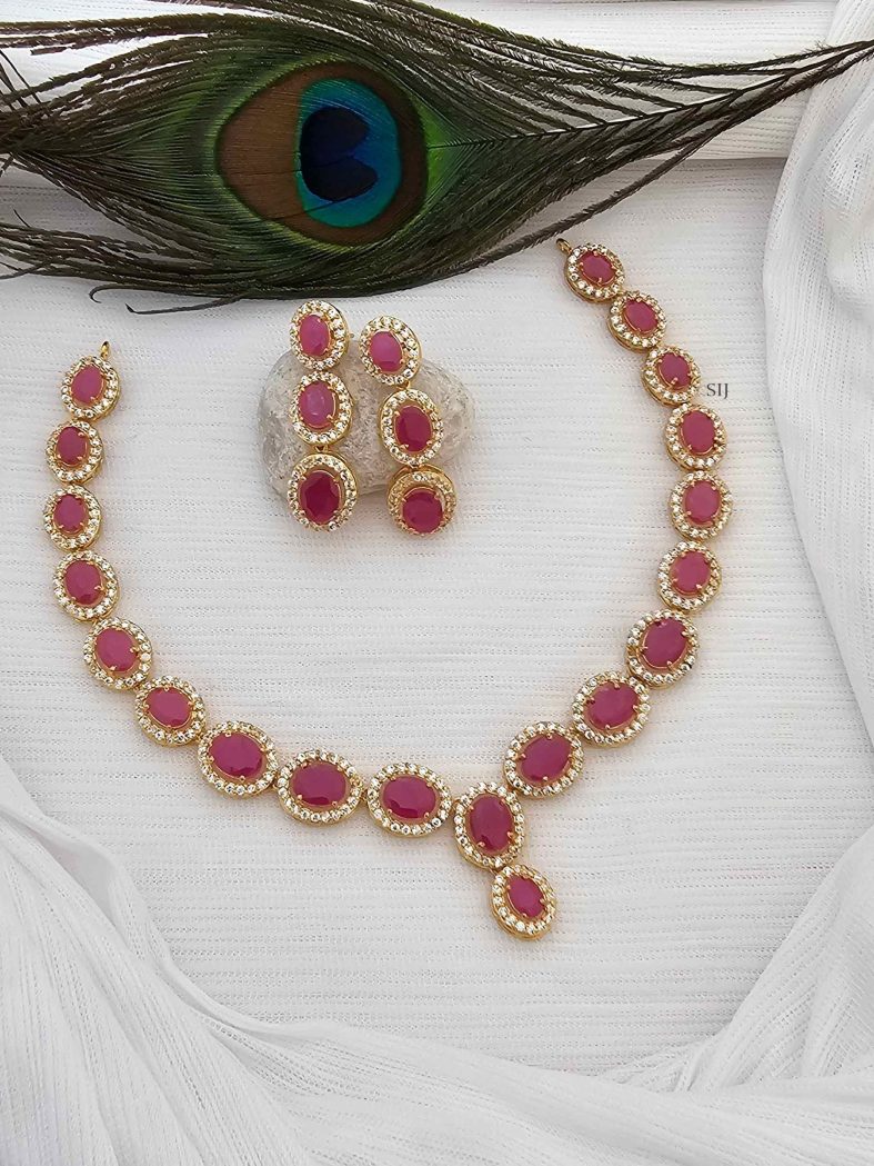 Imitation White and Ruby Stones Oval Design Necklace