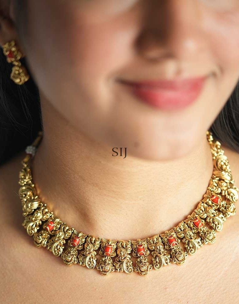 Sruthika Coral Beaded Studded Necklace