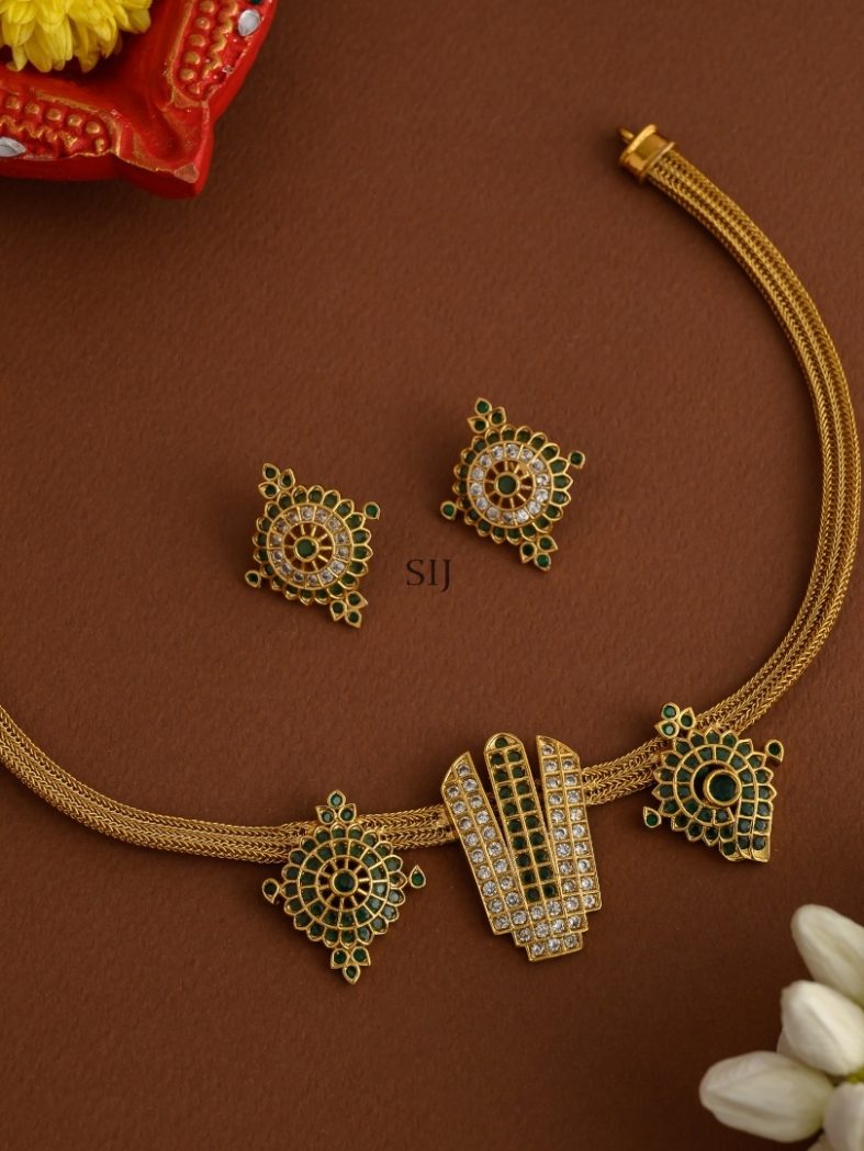 Traditional Namam Sangu Chakram Green Stones Necklace