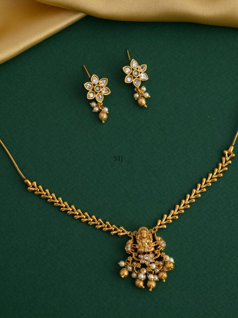 Traditional Thanshika Pearl Drop Necklace