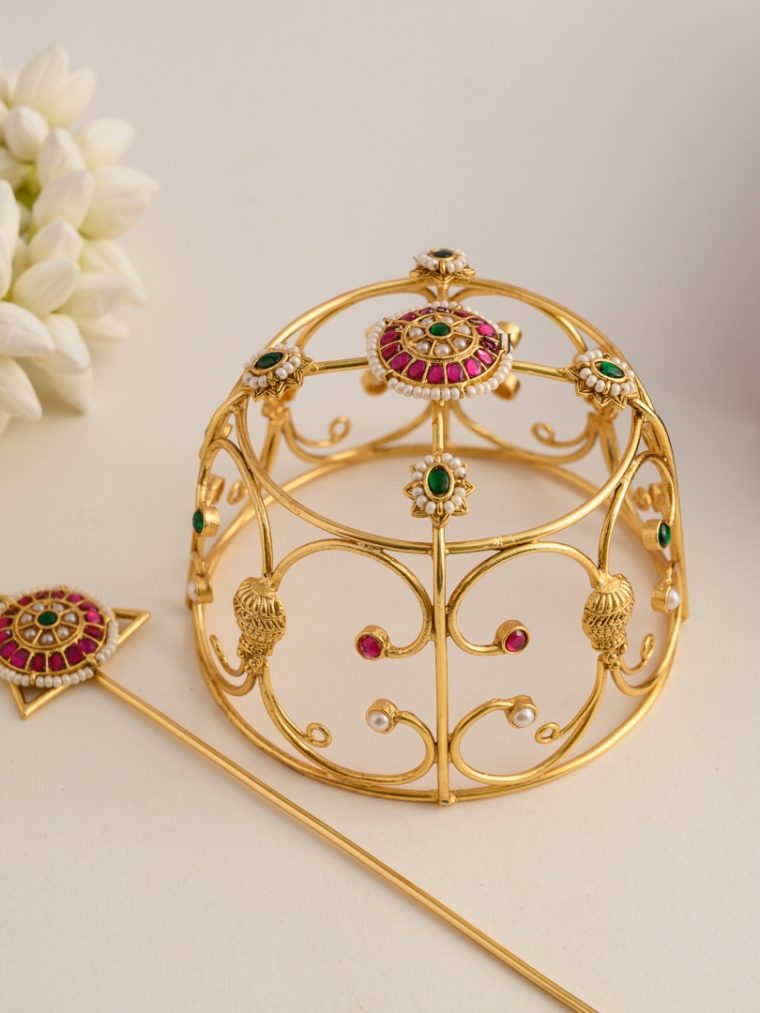 Gold Plated Jadau Kundan Hair Bun Holder with Juda Stick