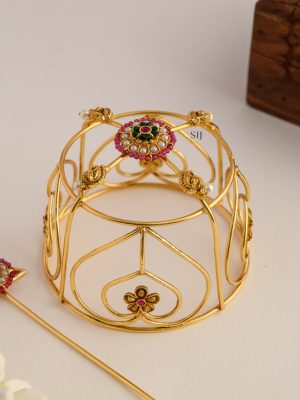 Gold Finish Jadau Kundan Hair Bun Holder with Juda Stick