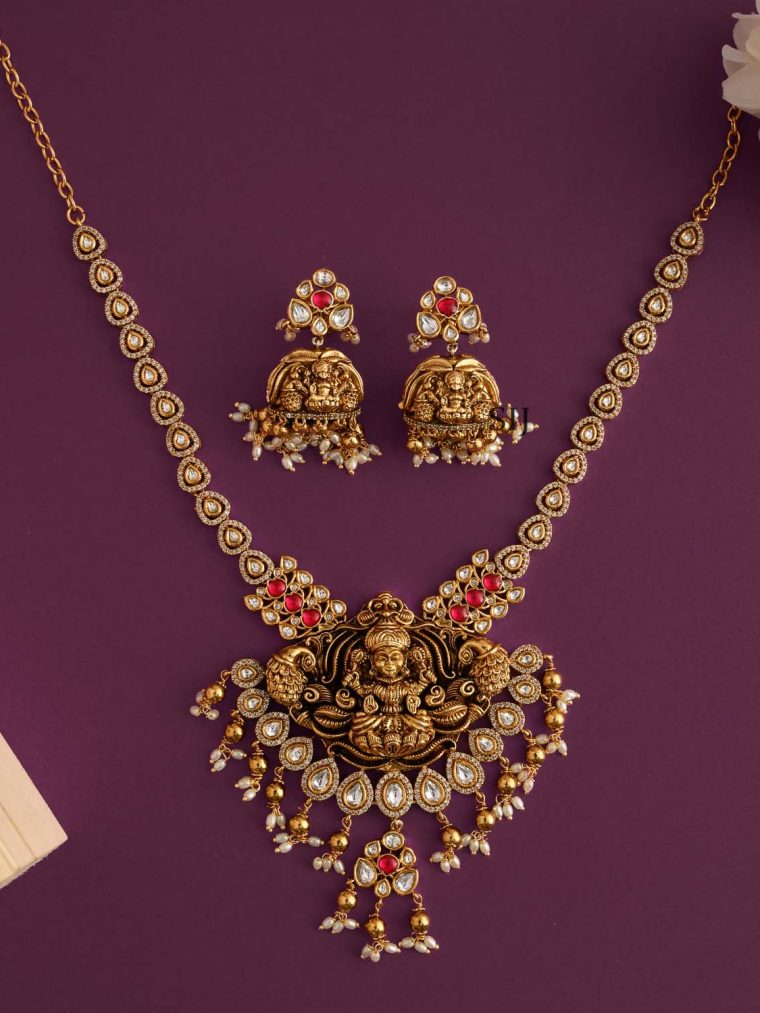 Imitation Lakshmi Design Necklace