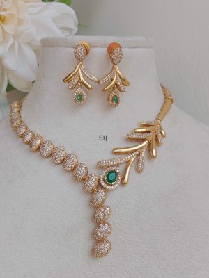 Artificial White& Green Stones Necklace