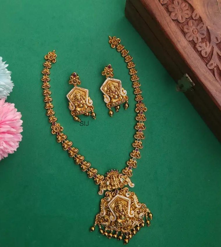 Gold Tone Agalya Nakshi Long Haram