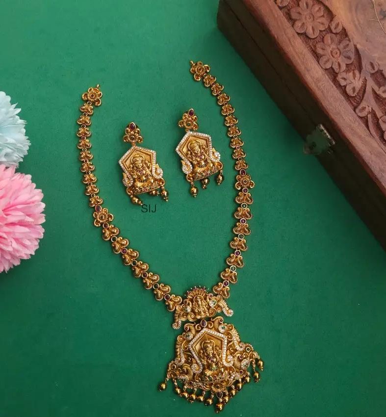 Gold Tone Agalya Nakshi Long Haram