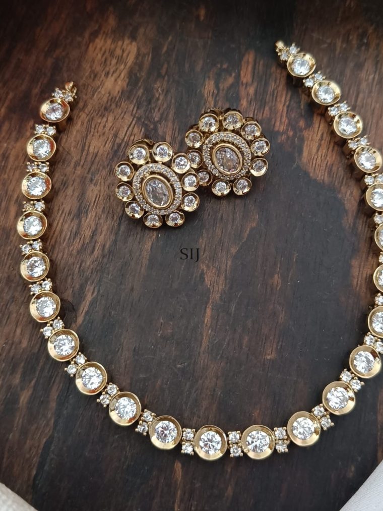 Imitation Circular Design Diamond Look Alike Necklace