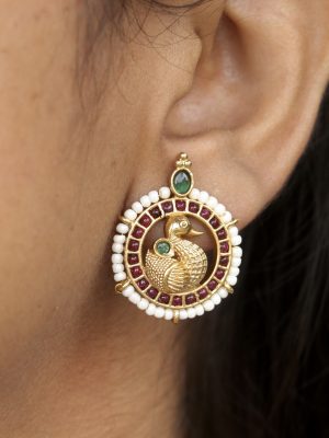 Pearl Studded Peacock Sparkle Round Ear Studs