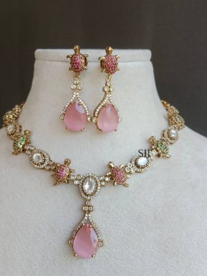 Traditional Pink Turtle Victorian Necklace Set