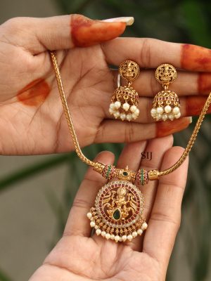 Artificial Lakshmi Pendant Hasli Necklace