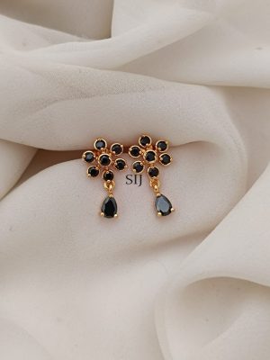 Artificial Flower Design Black Stones Earrings