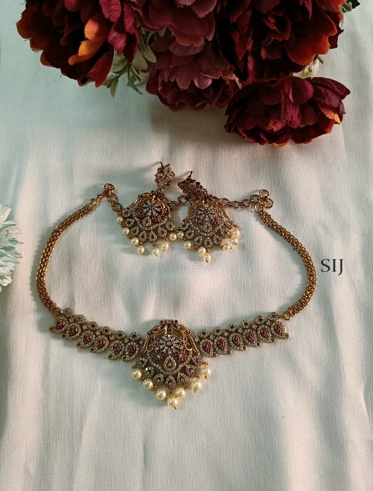 Traditional AD Stones Choker Set