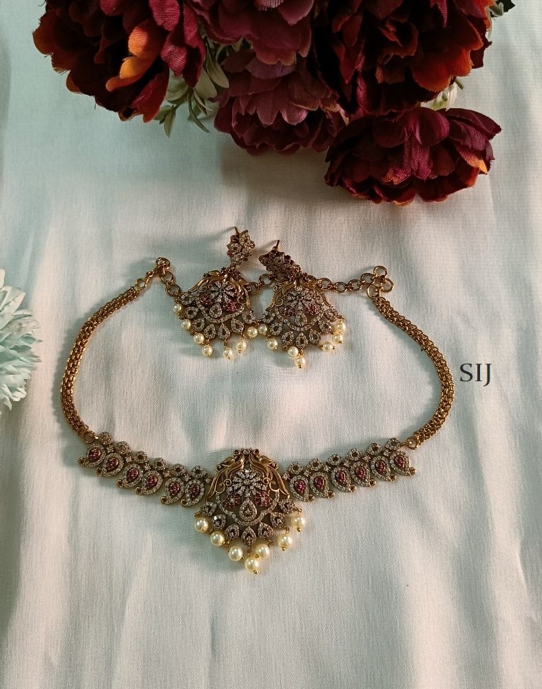 Traditional AD Stones Choker Set