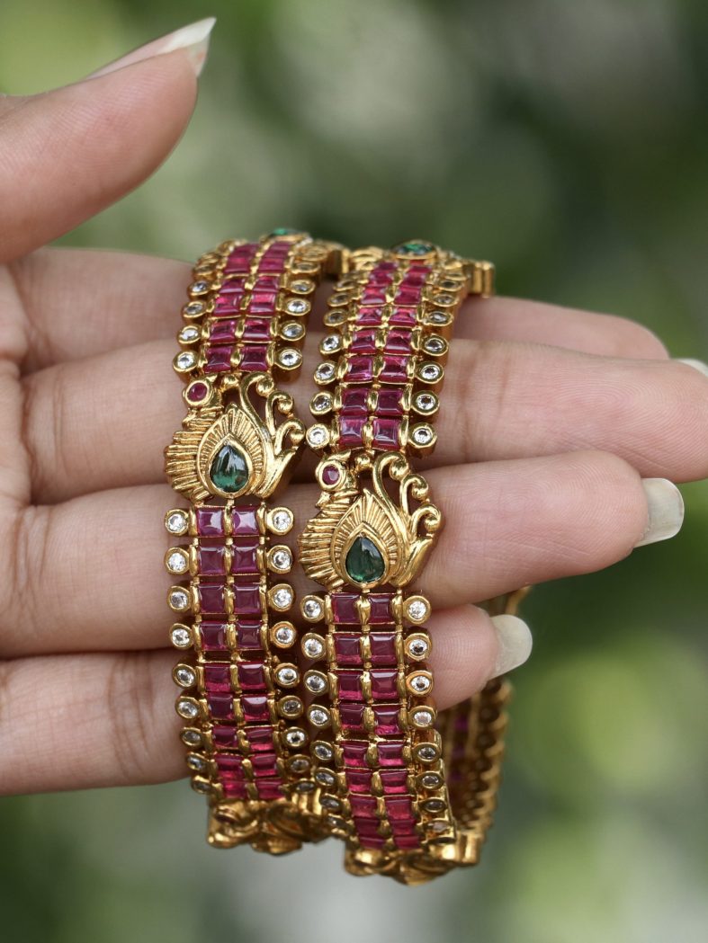 Artificial Rajwada Kangan In Kemp Stones Bangles