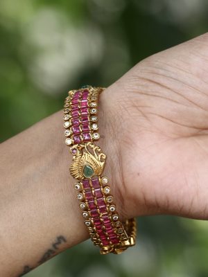 Artificial Rajwada Kangan In Kemp Stones Bangles