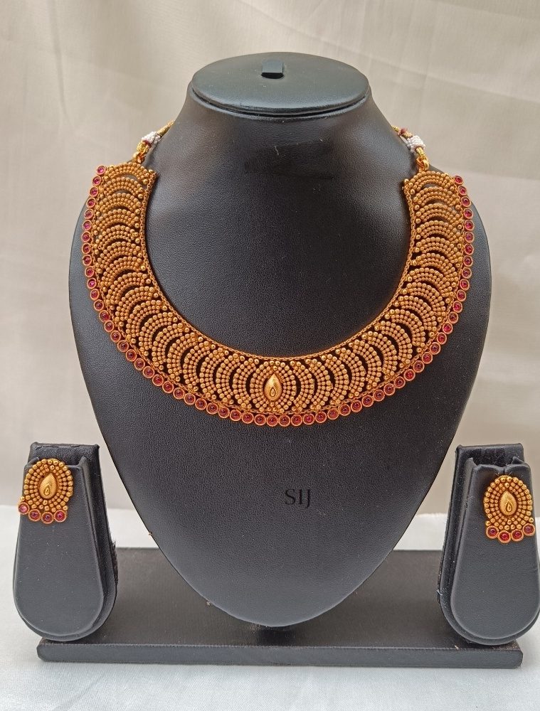 Artificial Red Stone Studded Necklace Set