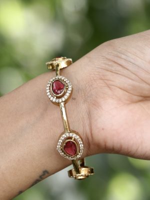 Gold Finish Diya Victorian Bangles