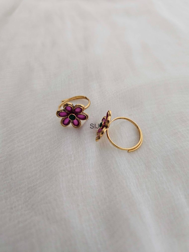 Gold Finish Flower Design Toe Rings