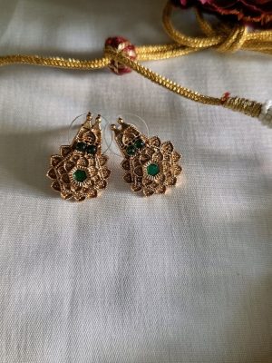 Gold Plated Flower Design Green Stone Necklace Set