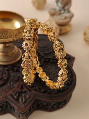 Imitation Kemp Stone Floral Lakshmi Nakshi Bangles