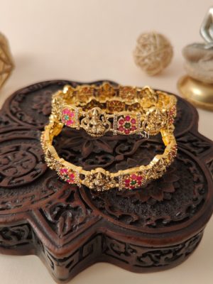 Lakshmi Motif Pink &Green Stone Bangles