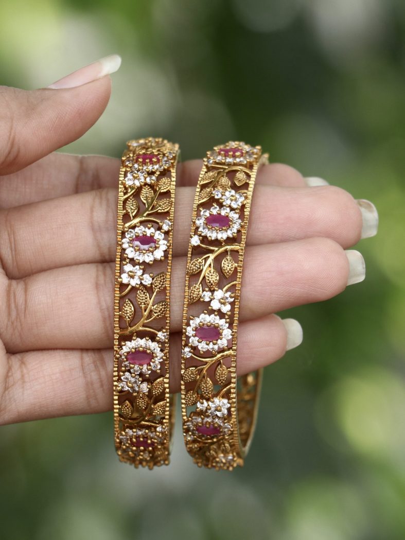 Marathi Gold Finish Bangles