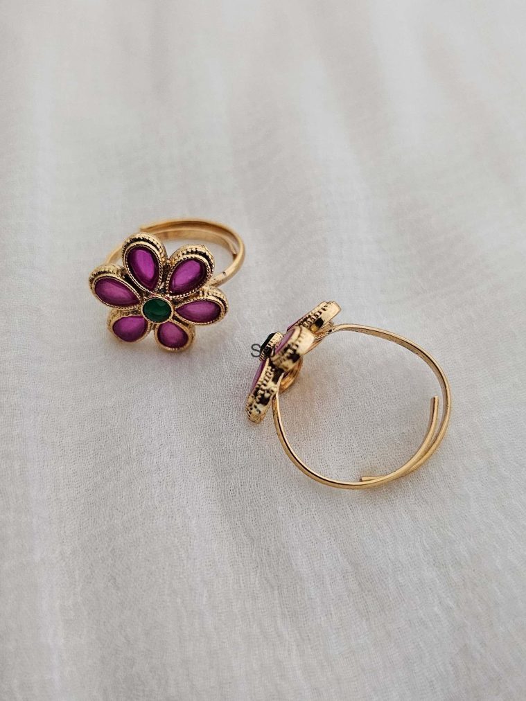 Matte Finish Flower Design Purple &Green Stone Toe Rings