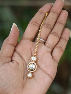 White Kundan &AD Stone Maang Tikka