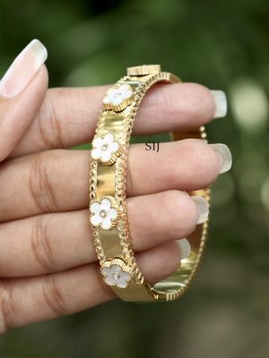 Gold Anti Tarnish Flower Enamel Bracelet