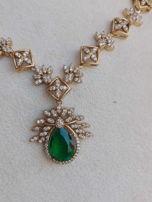 AD Set with Emerald Drops Necklace Set