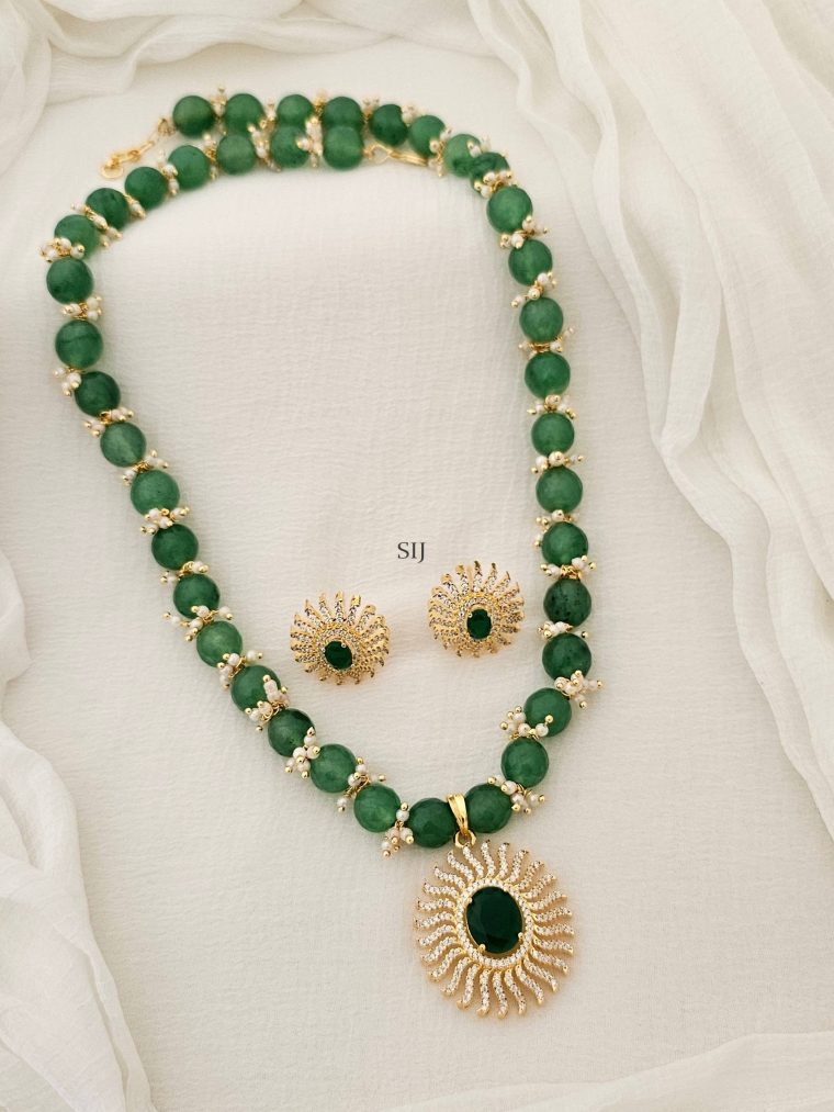 Light Green Agate Beads Necklace with CZ Stones Pendant