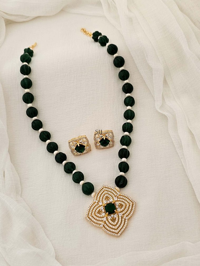 Green Jade Beads Necklace with CZ Stones Pendant