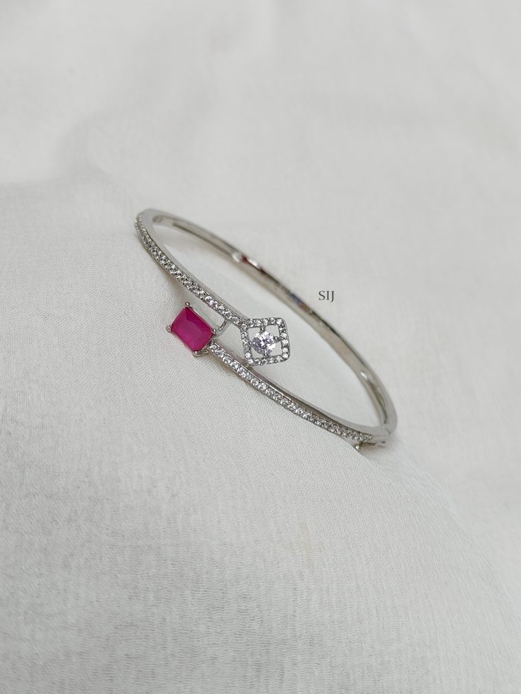 Silver Polish Pink Stone Fashionable Kada