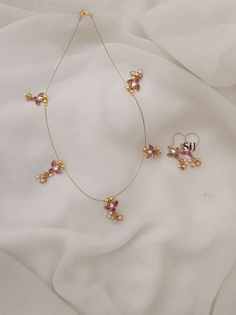 Lotus Motif Invisible Necklace