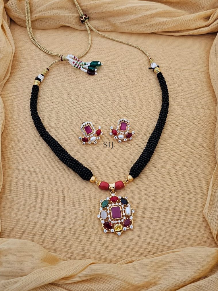 Black Hydro Beads Necklace with Navarathna Pendant