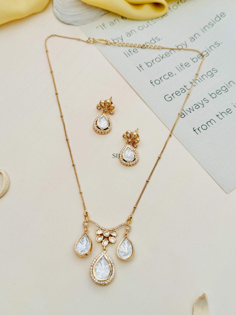 Gold Plated Polki Chain & Pendant Set