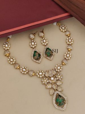 Imitation Green And White AD Stones Necklace Set
